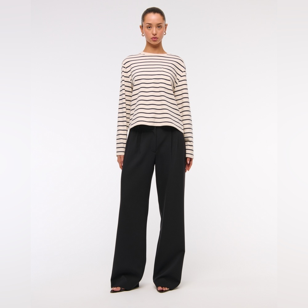 Abercrombie & Fitch Black and White Striped Sweatshirt - Picture 7 of 7